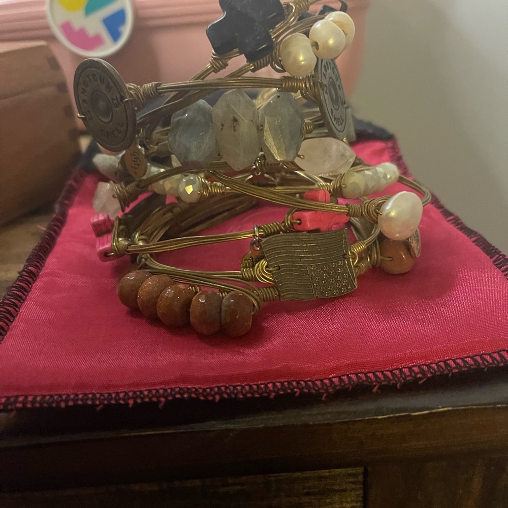 Bourbon and Bowties Bangle x 9